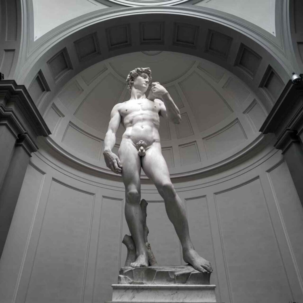 Die Galleria dell' Accademia und Michelangelo - David Statue